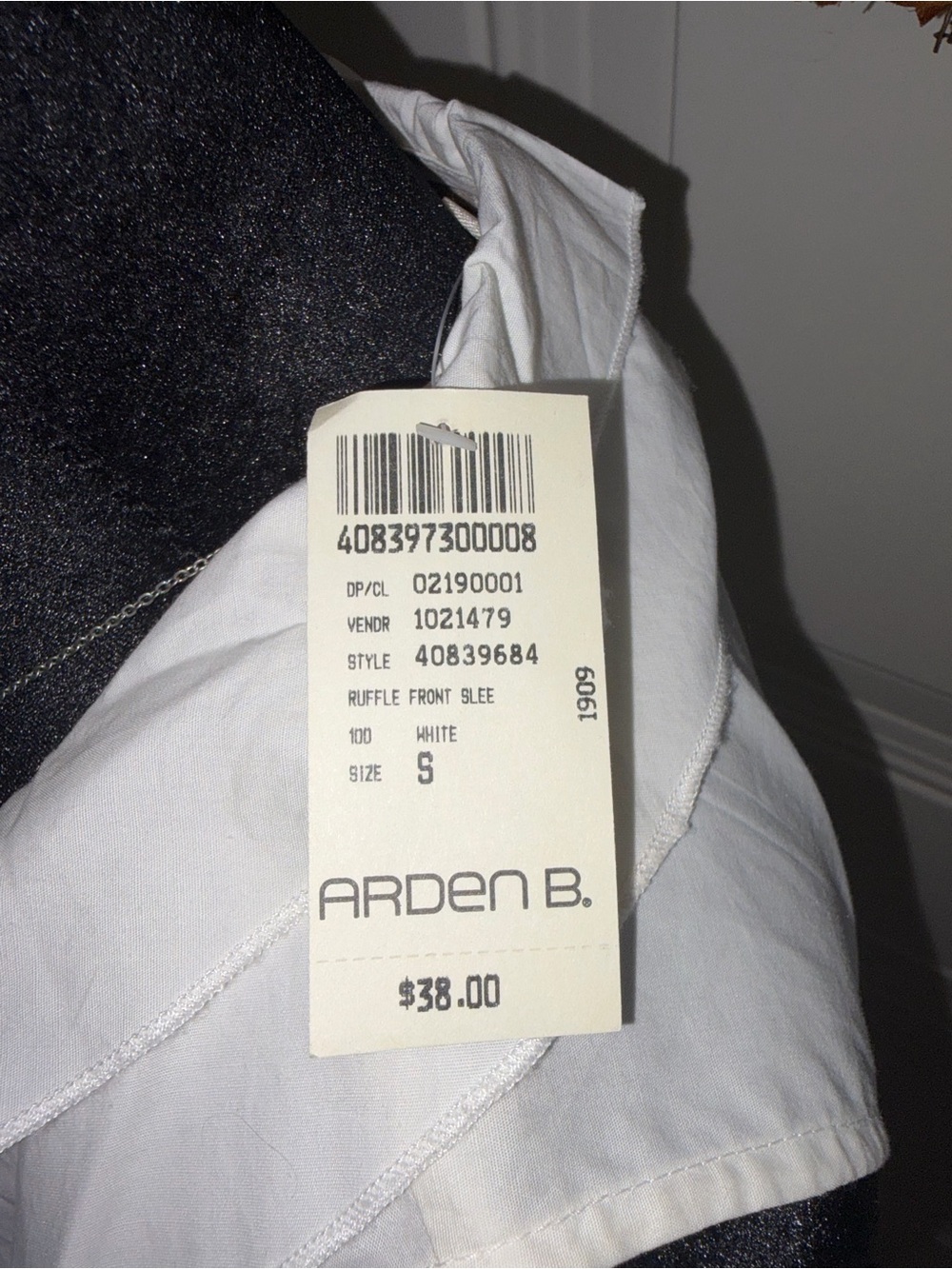 Arden B White Ruffled Sleeveless Peplum Super Sexy fitted Blouse brand new/tags! - Picture 9 of 9